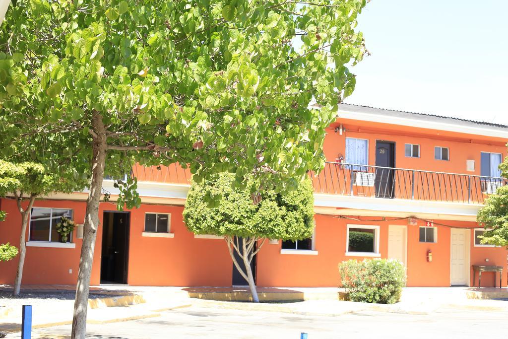Motel Las Fuentes Mexicali Eksteriør billede